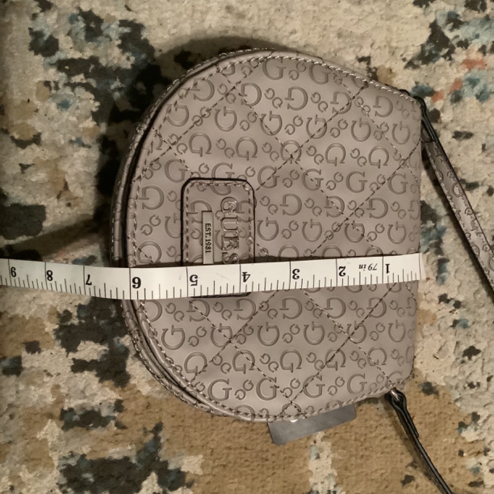 NWOT Guess Logo Crossbody - Picture 11 of 12